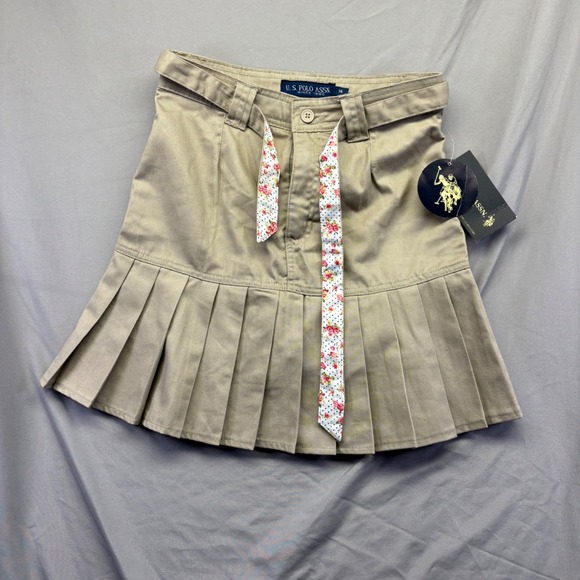 U.S. Polo Assn. Other - US Polo Assn Girls Khaki Pleated Scooter Skirt Skort Floral Belt Size 14 NWT